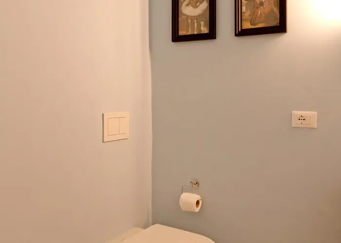 Le Stanze Di Monserrato 게스트하우스 3*